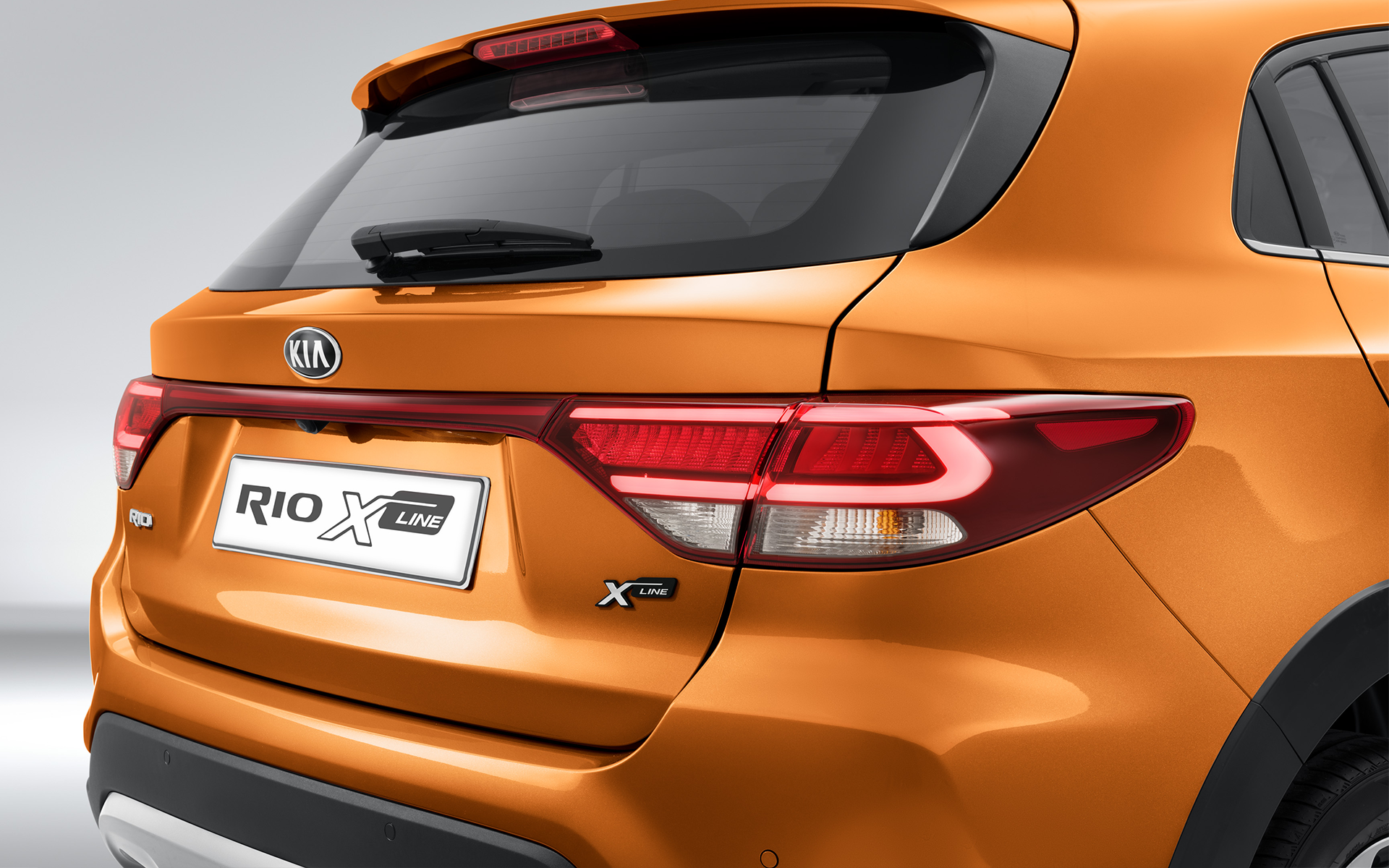 /img/cars/1637051787-exterior_kia_Rio_X-Line_11.png