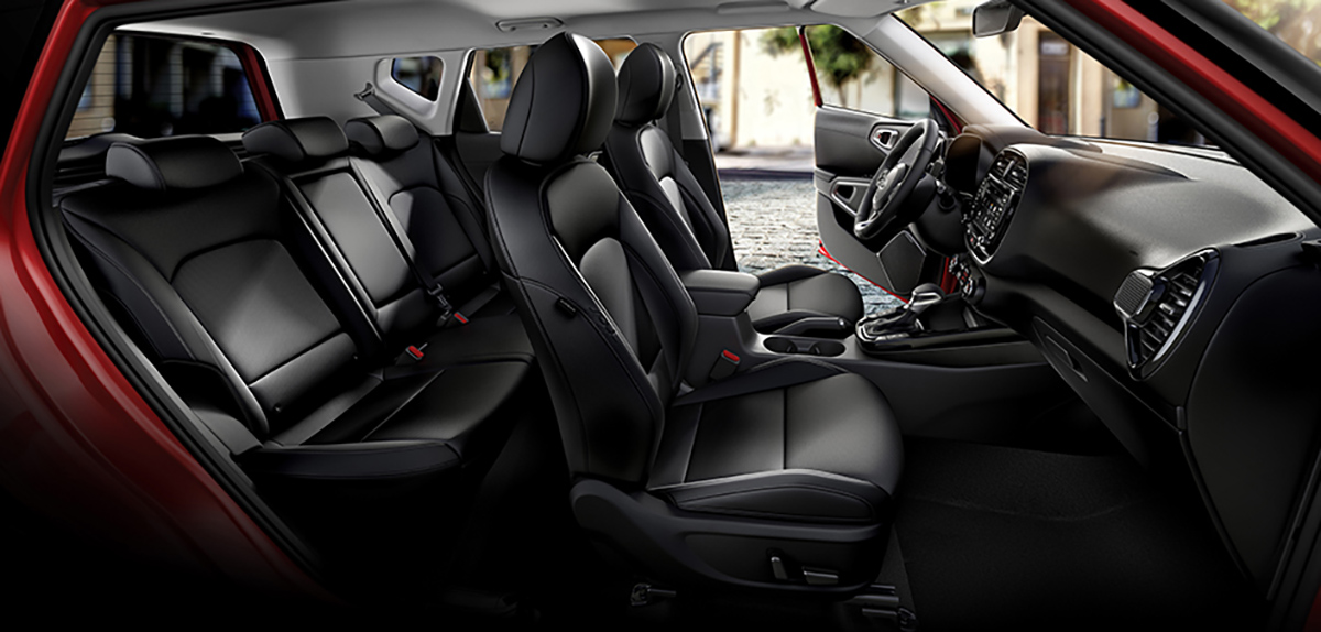 /img/cars/1637051832-interior_kia_Soul_5.jpg